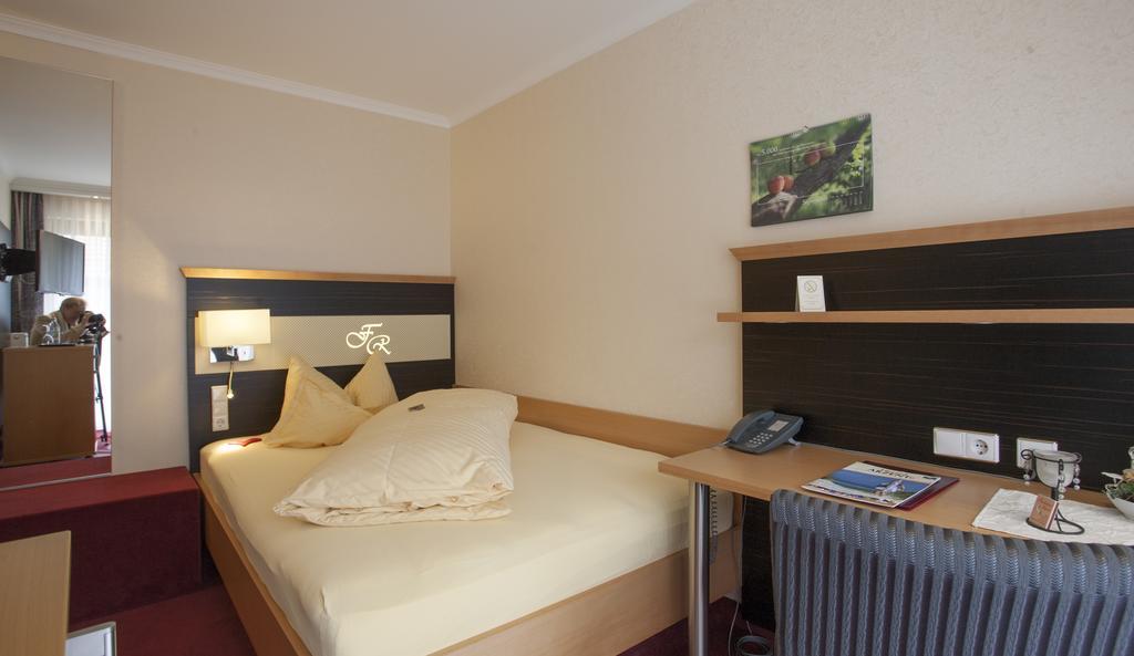 Forellenhof Roessle Hotel & Restaurant Lichtenstein  المظهر الخارجي الصورة